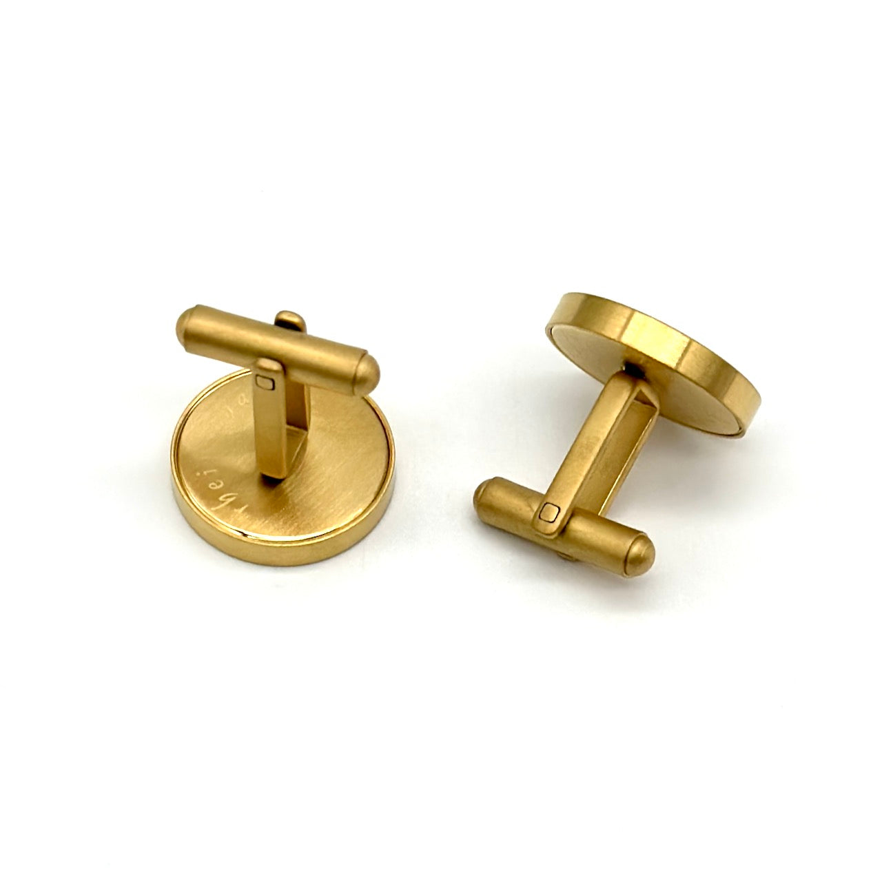 Manschettenknöpfe mit schwarz-weissen Kölner Dom Briefmarken im Typewriter Gold Design