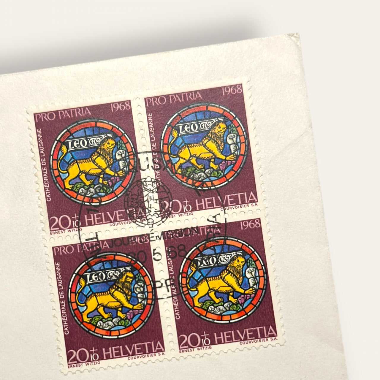 Manschettenknöpfe mit Briefmarken Löwe im Typewriter Design - Limitiert
