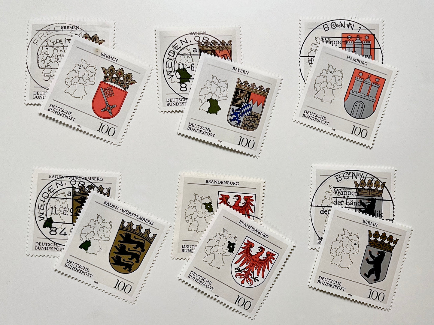 Manschettenknöpfe mit Nordrhein-Westfalen Landeswappen Briefmarken im Typewriter Design